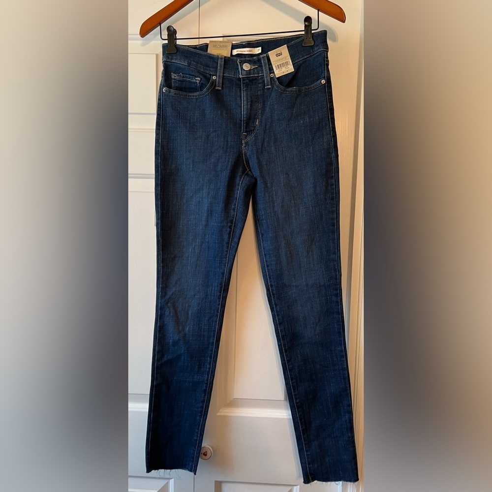 Levi's Women's Dark Wash 311 Shaping Skinny Denim Jeans NWT 4S 27" x 30" #1303